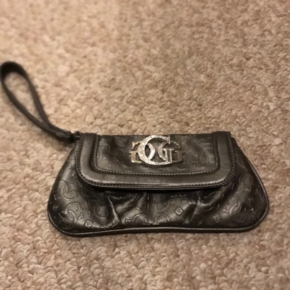Guess Bags Guess Wristlet Clutch Poshmark